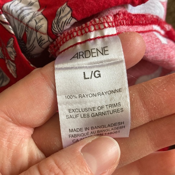 Ardene Red Boxy Button Down Shirt - Picture 7 of 7